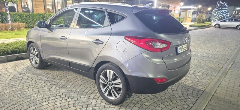 Hyundai IX35 1.7CRDI ЛИЗИНГ/FULL/TOP/ПАНОРАМА, снимка 4 - Автомобили и джипове - 53010973