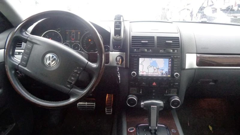 VW Touareg 5.0tdi, снимка 10 - Автомобили и джипове - 16701447