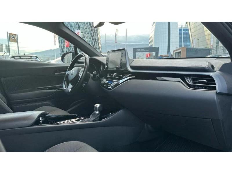 Toyota C-HR 1.8 HSD CLUB - изображение 6