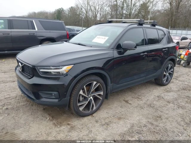 Volvo XC40 * T5* R-Design* AWD* , снимка 2 - Автомобили и джипове - 53626243