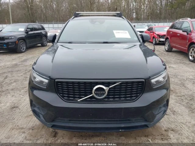 Volvo XC40 * T5* R-Design* AWD* , снимка 11 - Автомобили и джипове - 53626243
