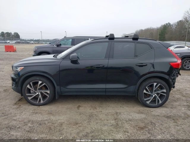Volvo XC40 * T5* R-Design* AWD* , снимка 13 - Автомобили и джипове - 53626243