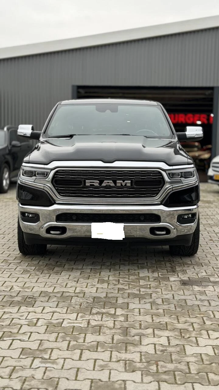Dodge RAM 1500 5.7 LIMITED АГУ