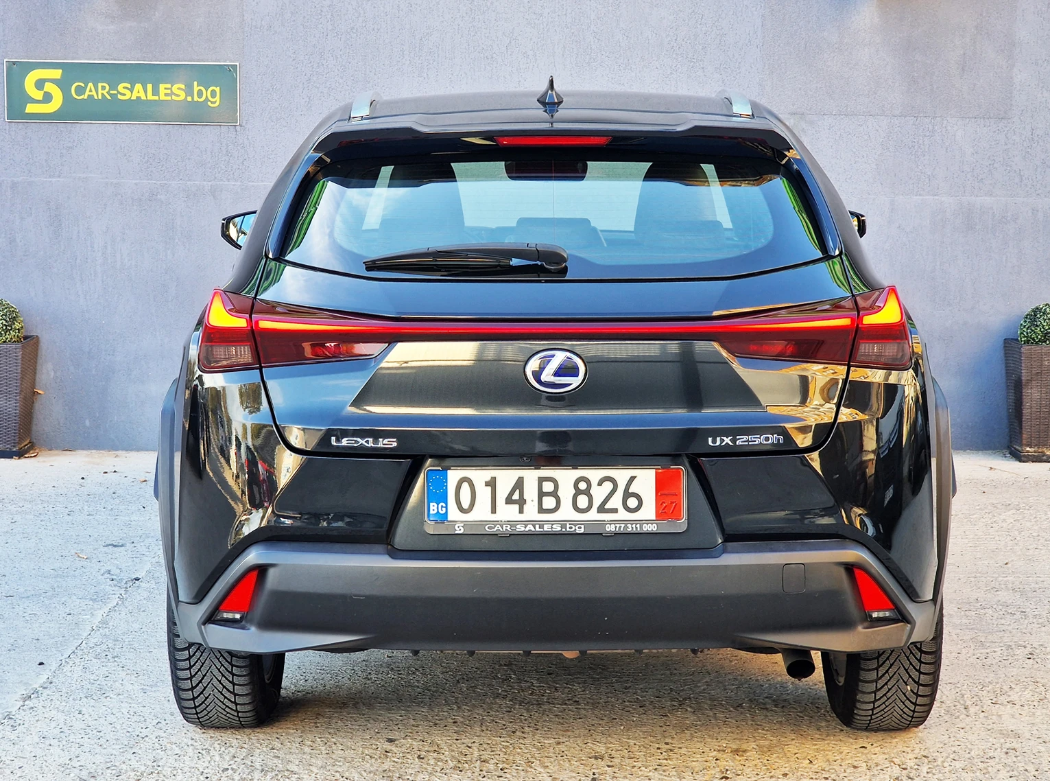 Lexus UX 250h 2.0 Hybrid в Гаранция - изображение 6