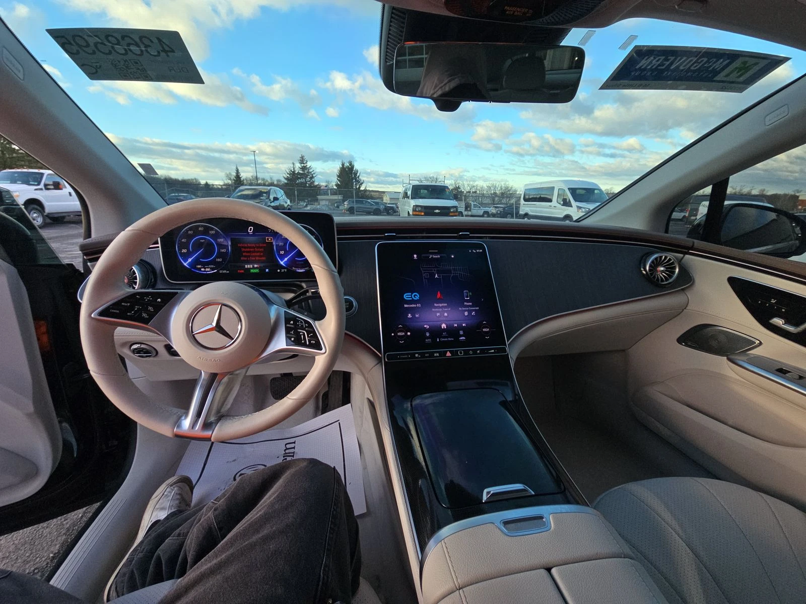 Mercedes-Benz EQE 350 4Matic, снимка 8 - Автомобили и джипове - 54044632