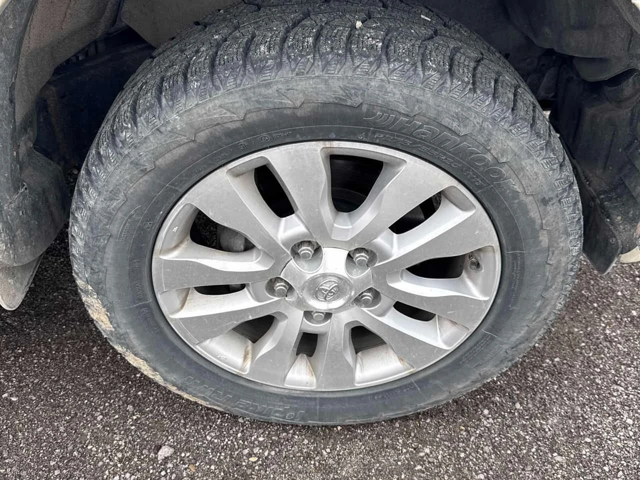 Toyota Sequoia * Platinum * CARFAX * БЕЗ ПЪРВОНАЧАЛНА ВНОСКА, снимка 7 - Автомобили и джипове - 54115021