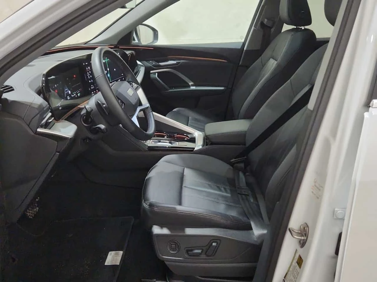 Audi Q5 ПАНОРАМА/СЛЕДЕНЕ НА ЛЕНТИ/360 КАМЕРИ, снимка 10 - Автомобили и джипове - 54373080