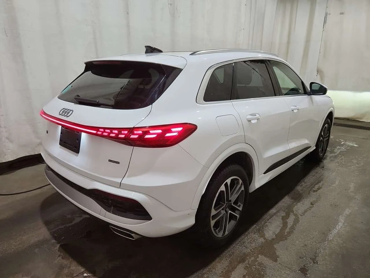 Audi Q5 ПАНОРАМА/СЛЕДЕНЕ НА ЛЕНТИ/360 КАМЕРИ, снимка 6 - Автомобили и джипове - 54373080