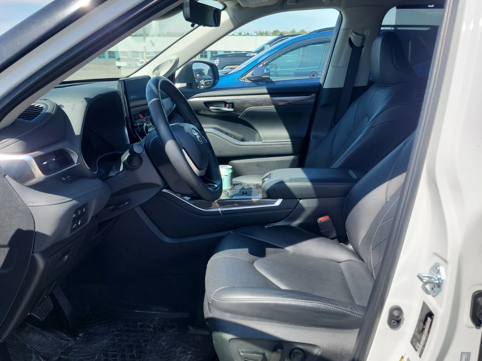 Toyota Highlander HYBRID LIMITED * * CARFAX * * АВТО КРЕДИТ  * * , снимка 7 - Автомобили и джипове - 54599328