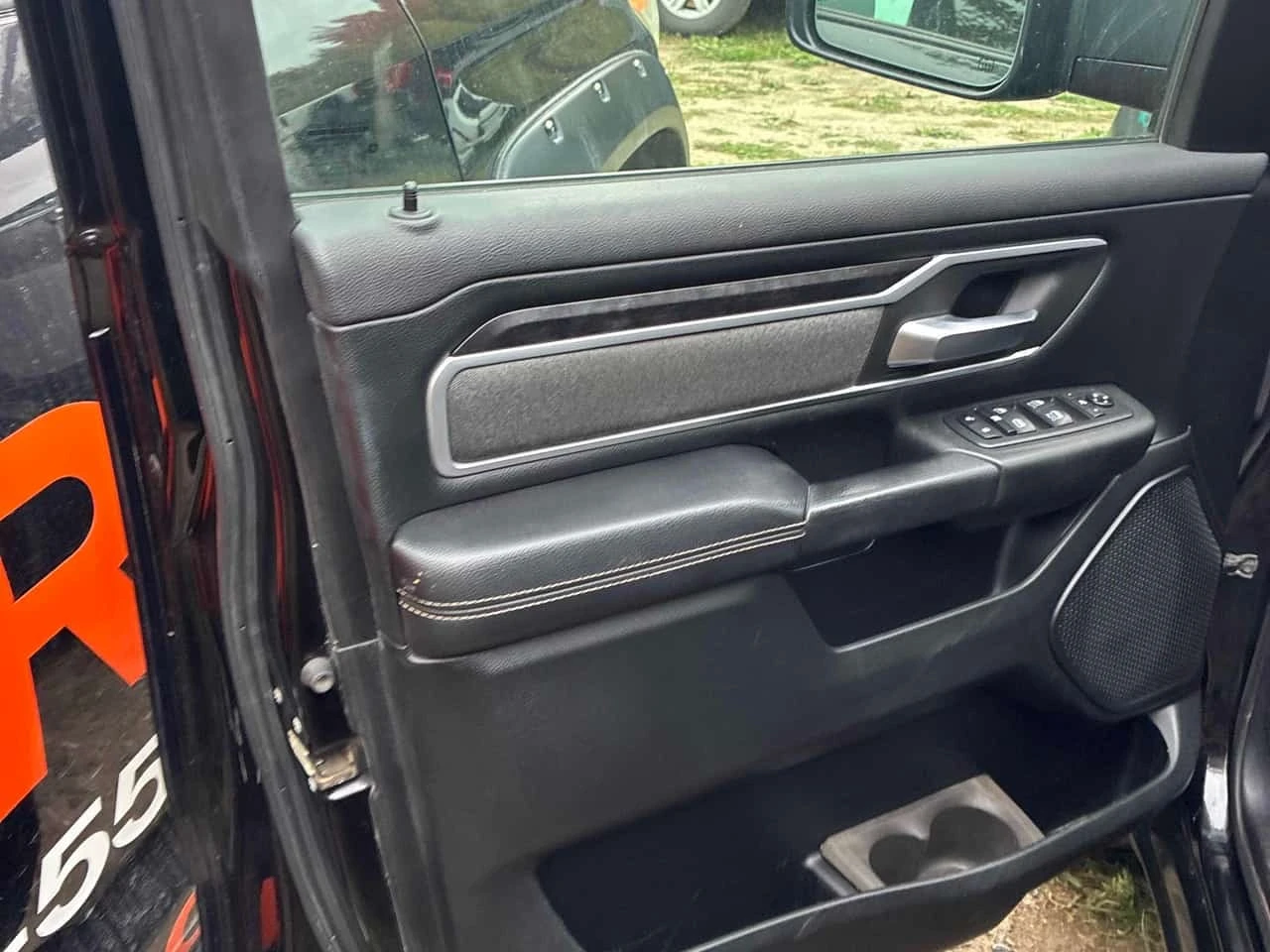 Dodge RAM 1500  Big Horn / CARFAX / ���� �� ��������  | Mobile.bg � ����������� 12