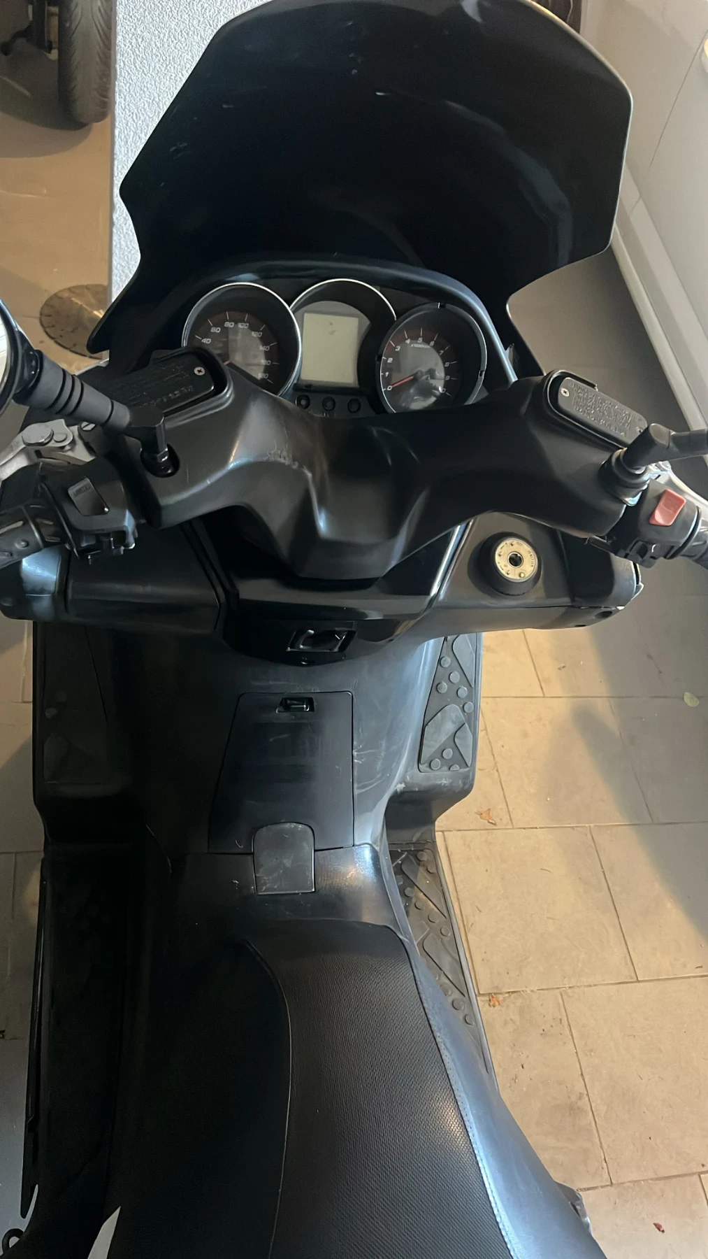 Kymco Downtown, снимка 5 - Мотоциклети и мототехника - 53950789