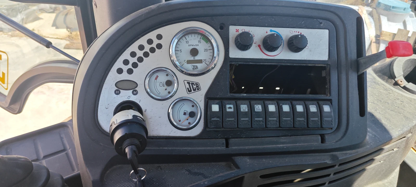 Багер JCB 4cx - изображение 4