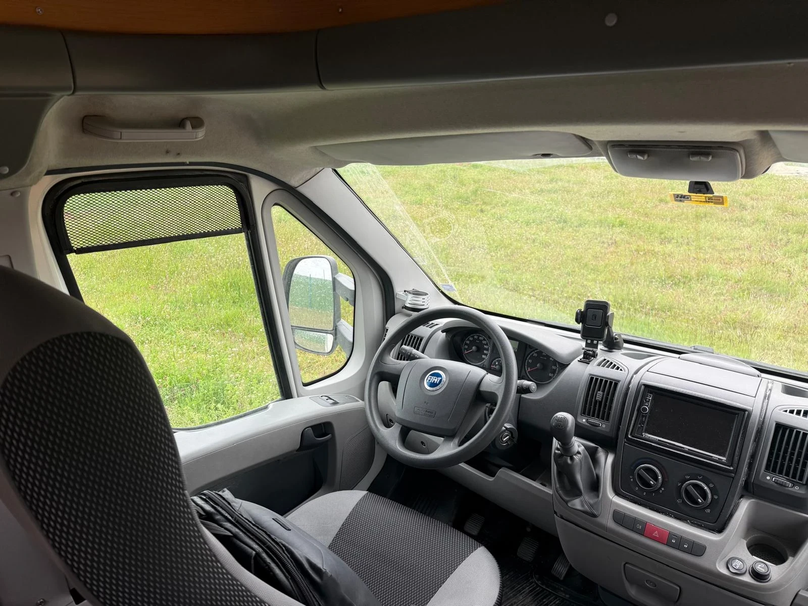 Кемпер Fiat Ducato - LMC LIBERTY 618 TI, снимка 5 - Каравани и кемпери - 54628819