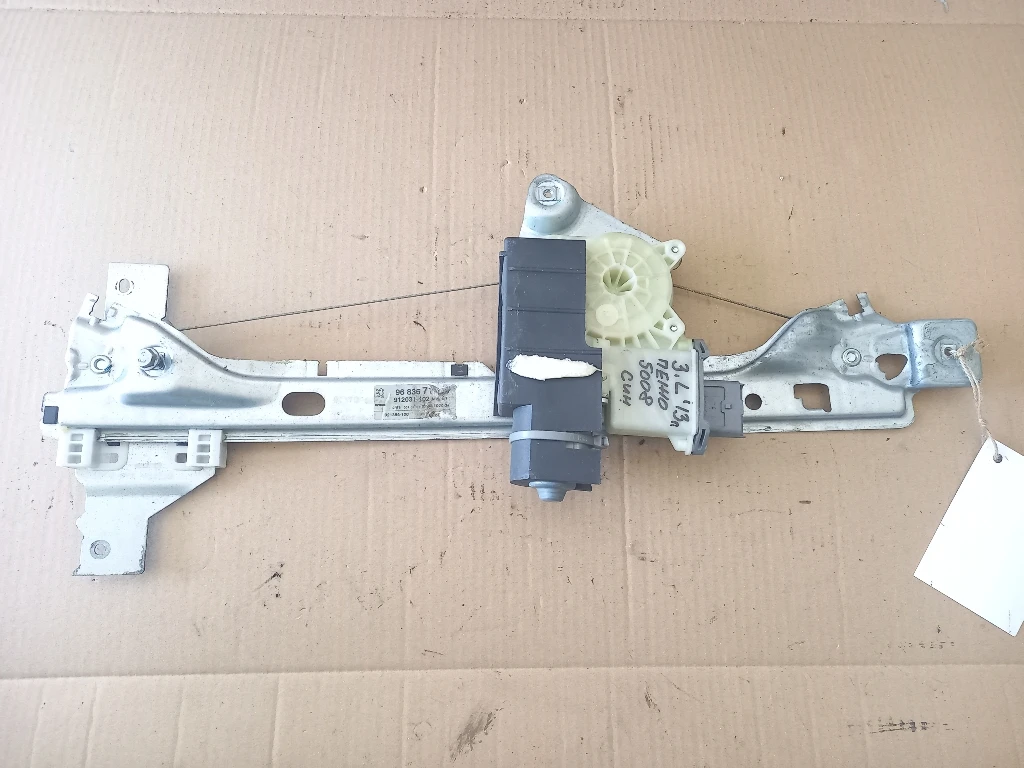 �� ������� ������ �������������� ����� ����� ���� 5008 (�) | Mobile.bg � ����������� 1