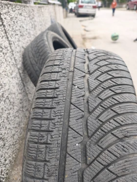Гуми Зимни 245/45R17, снимка 4