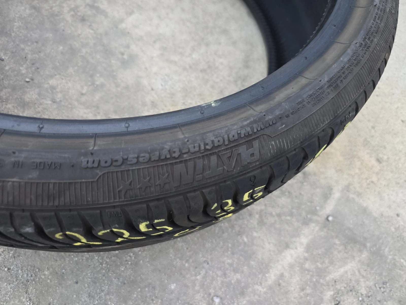 Гуми Летни 225/35R19, снимка 8 - Гуми и джанти - 56730702
