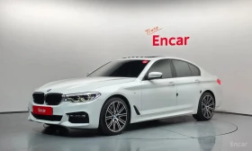 BMW 530 M Sport/ДИСТРОНИК/ОБДУХ/ШИБЕДАХ/360 КАМ/ХЕДЪП, снимка 1