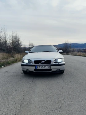 Volvo S60  - изображение 1