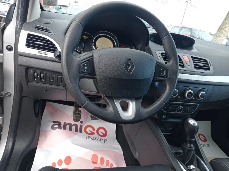 Renault Megane 1.5 DCI-6 СКОРОСТИ, снимка 12 - Автомобили и джипове - 43886099