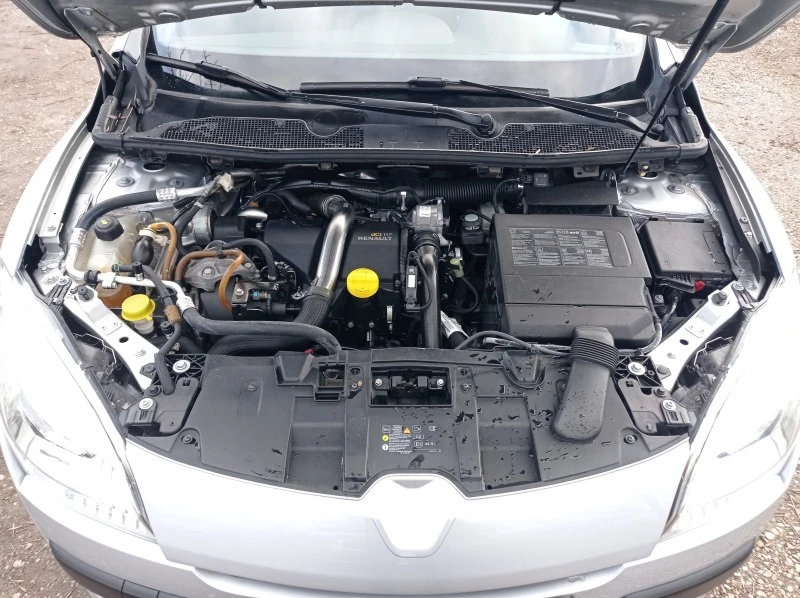 Renault Megane 1.5 DCI-6 СКОРОСТИ, снимка 16 - Автомобили и джипове - 43886099