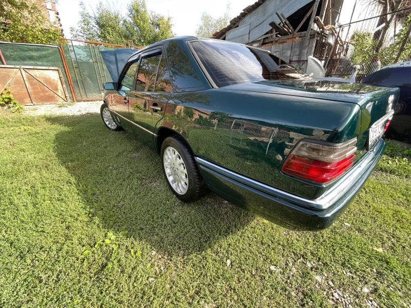 Mercedes-Benz 124 300D, снимка 7 - Автомобили и джипове - 44088036