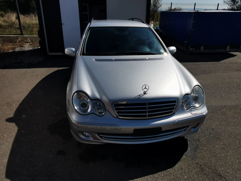 Mercedes-Benz C 230, снимка 5 - Автомобили и джипове - 47408405