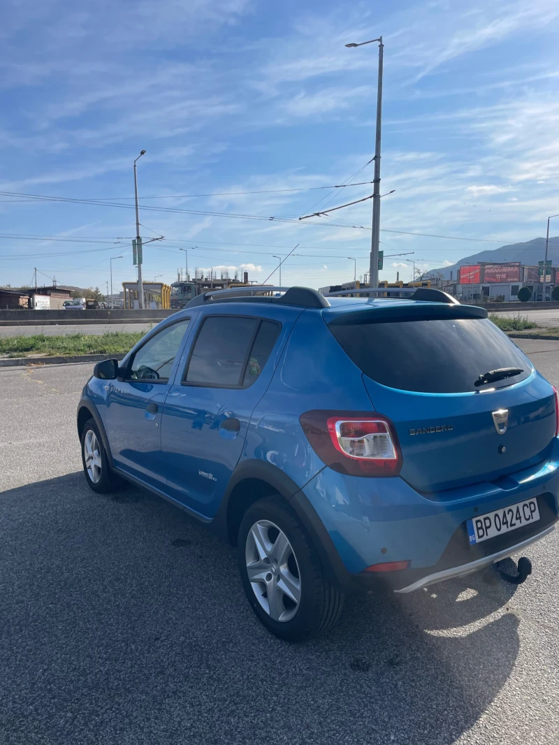 Dacia Sandero 900, снимка 4 - Автомобили и джипове - 47801958