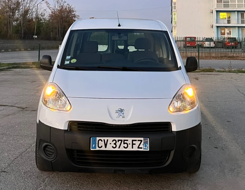 Peugeot Partner 1.6 HDI 2+ 1места, снимка 4 - Автомобили и джипове - 47807142