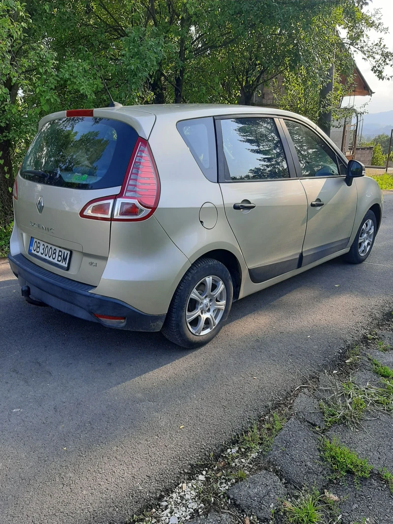 Renault Scenic, снимка 5 - Автомобили и джипове - 48507750