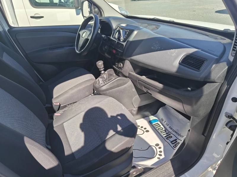 Fiat Doblo 1.6d M-Jet Хладилен фургон, снимка 15 - Автомобили и джипове - 48664208