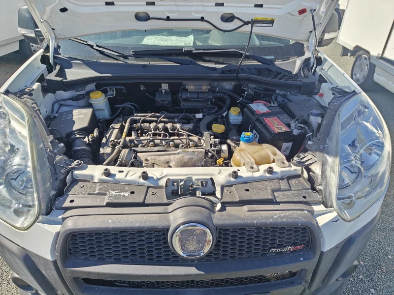 Fiat Doblo 1.6d M-Jet Хладилен фургон, снимка 16 - Автомобили и джипове - 48664208