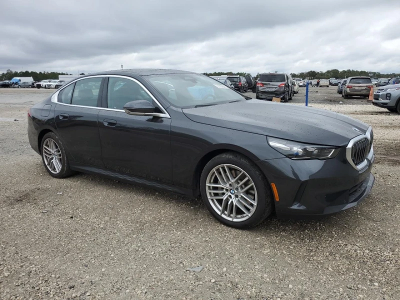 BMW 530 XI, снимка 4 - Автомобили и джипове - 48733353