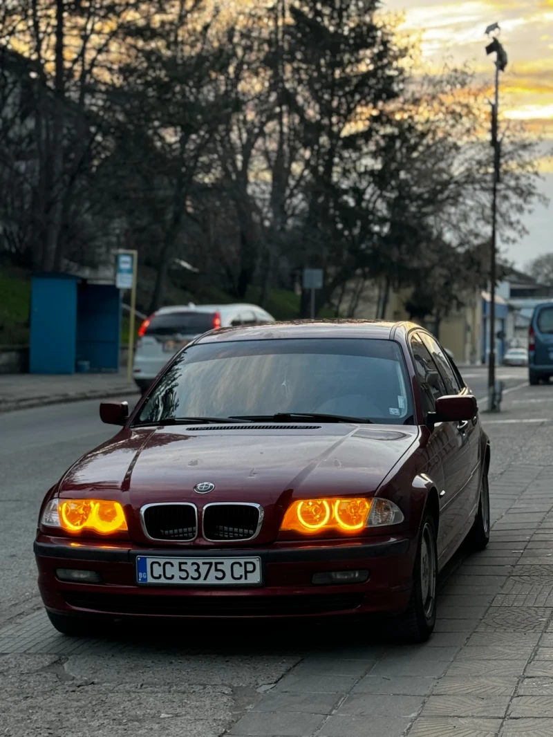 BMW 318 1.8, снимка 4 - Автомобили и джипове - 48906523