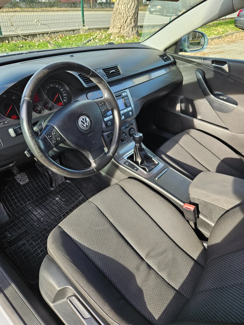 VW Passat B6 2.0 TDI, снимка 14 - Автомобили и джипове - 48914993