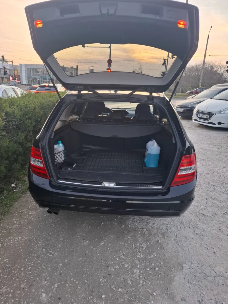 Mercedes-Benz C 200, снимка 5 - Автомобили и джипове - 49454771