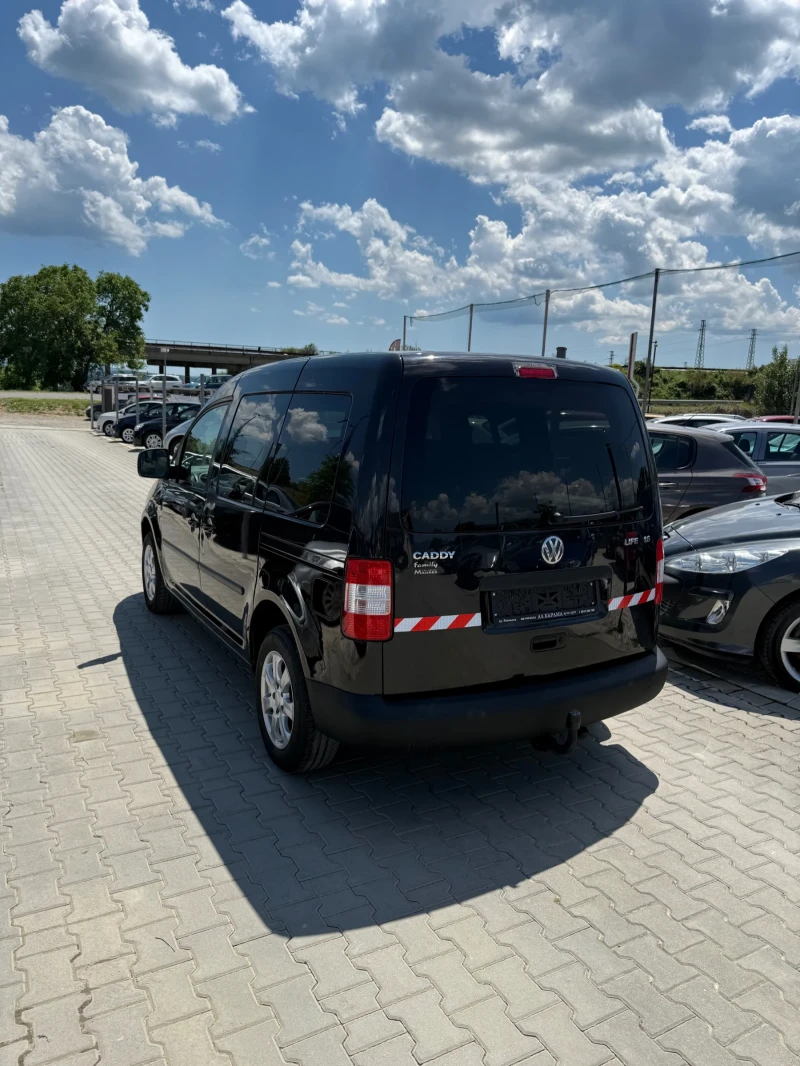 VW Caddy 1.6* Нов внос* Клима* 7места* Бартер* , снимка 10 - Автомобили и джипове - 50546616