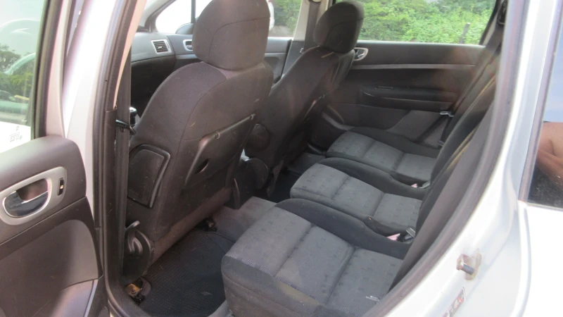 Peugeot 307 2.0HDI-107HP, снимка 9 - Автомобили и джипове - 50569898