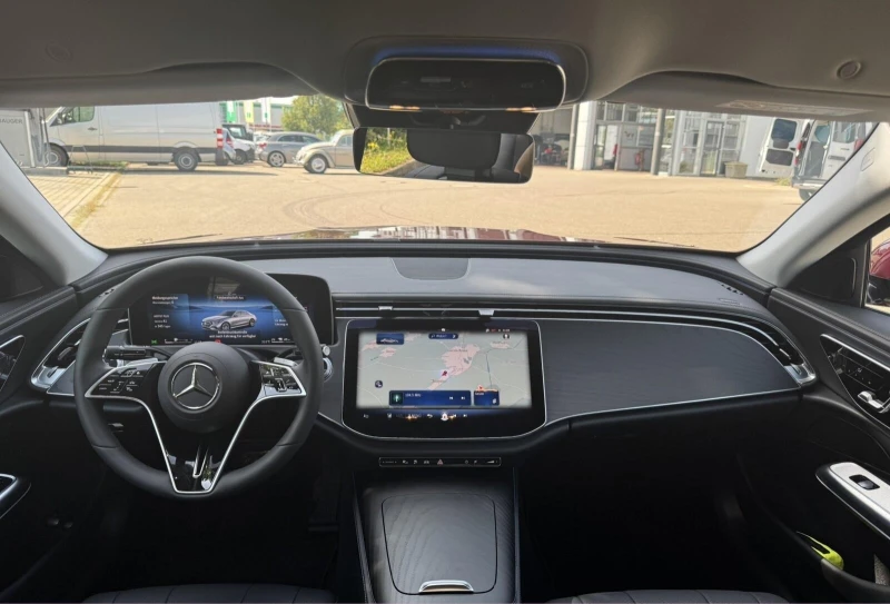 Mercedes-Benz E 400 E* AMG* 4M* DISTR* KEYLESS* , снимка 9 - Автомобили и джипове - 51755271