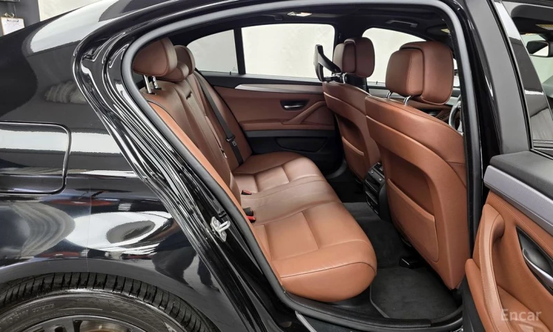 BMW 528, снимка 12 - Автомобили и джипове - 52322731