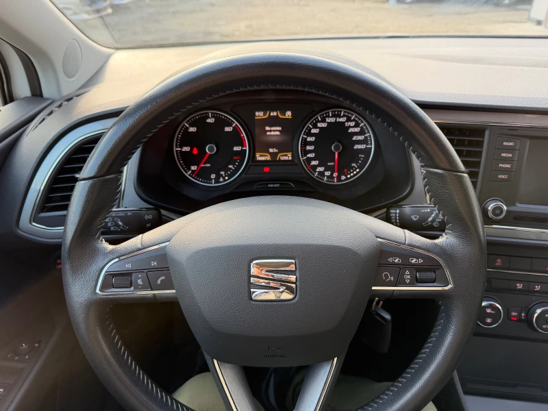 Seat Leon 1.6TDI* TOP* LED* NAVI* KOJA* , снимка 12 - Автомобили и джипове - 52712007