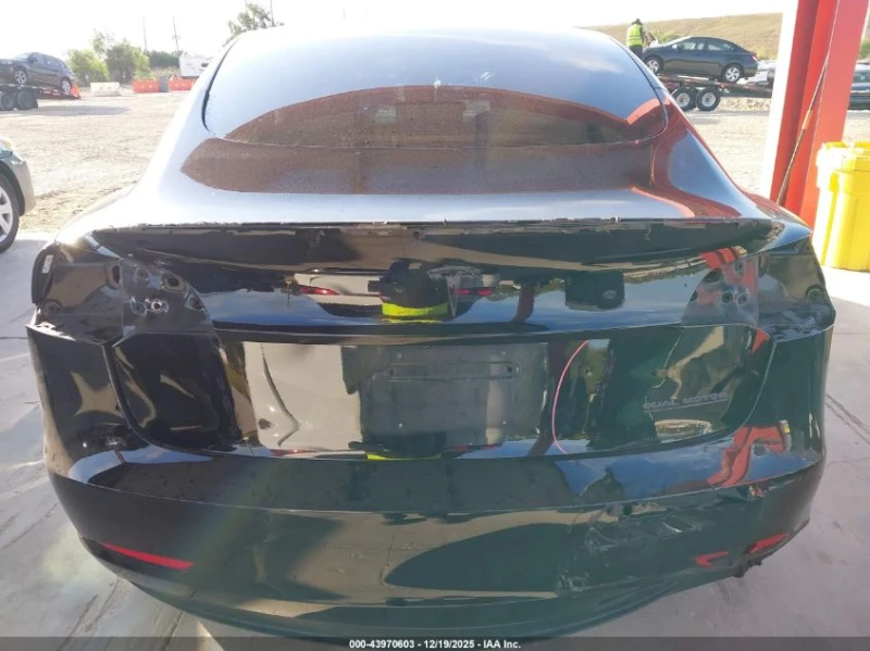 Tesla Model 3 U  U UX All Wheel Drive, снимка 9 - Автомобили и джипове - 53044480