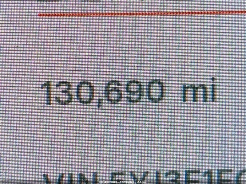 Tesla Model 3 U  U UX All Wheel Drive, снимка 8 - Автомобили и джипове - 53044480