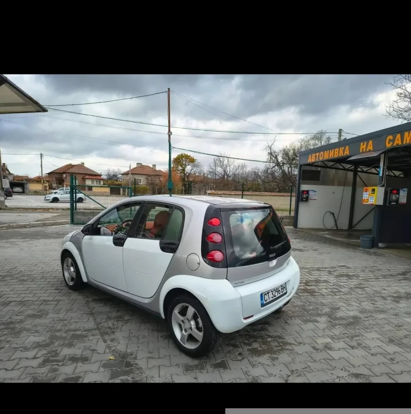 Smart Forfour, снимка 2 - Автомобили и джипове - 53101662