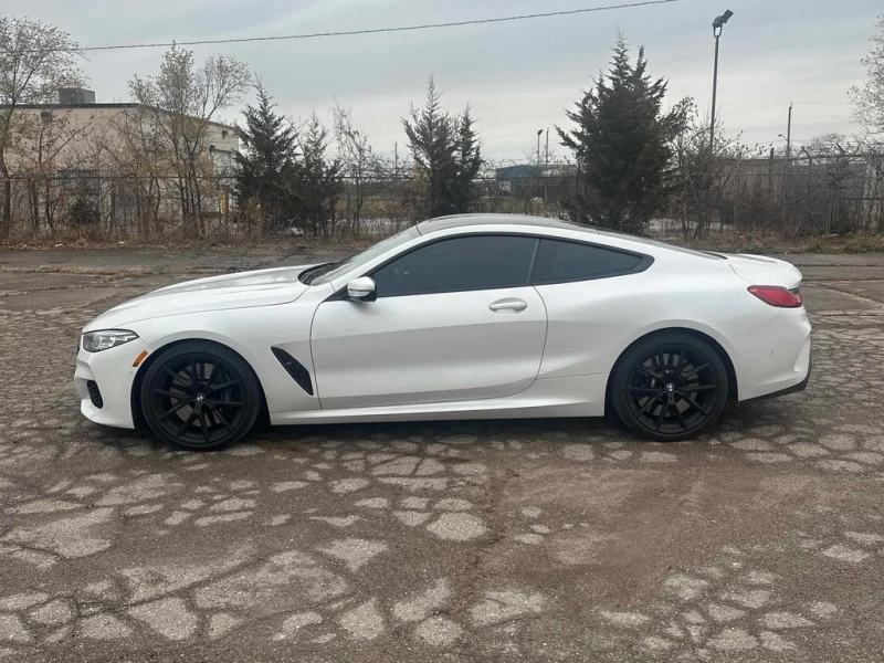 BMW 850 * M850i xDrive * CARFAX * ЦЕНА ДО БГ, снимка 4 - Автомобили и джипове - 53107766