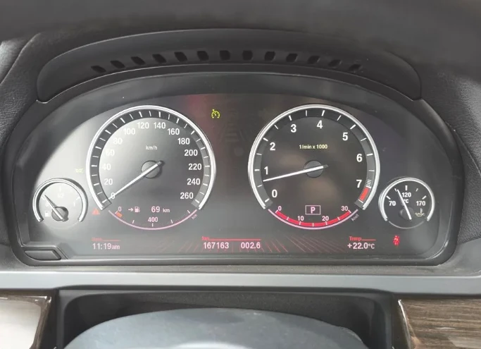 BMW 740 i - изображение 8