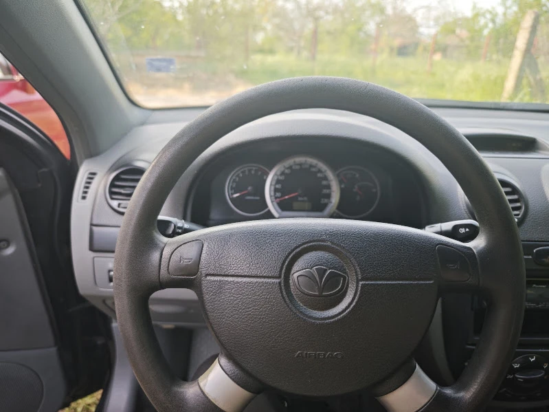 Daewoo Nubira 1.6 i 16V, снимка 8 - Автомобили и джипове - 55187960