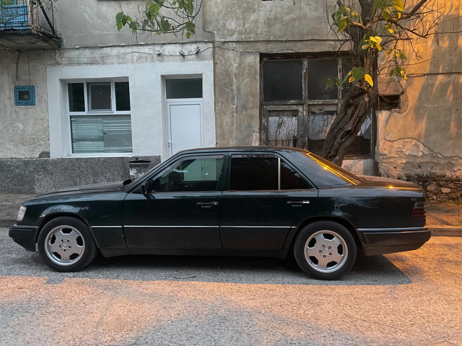 Mercedes-Benz 124 300D - изображение 9