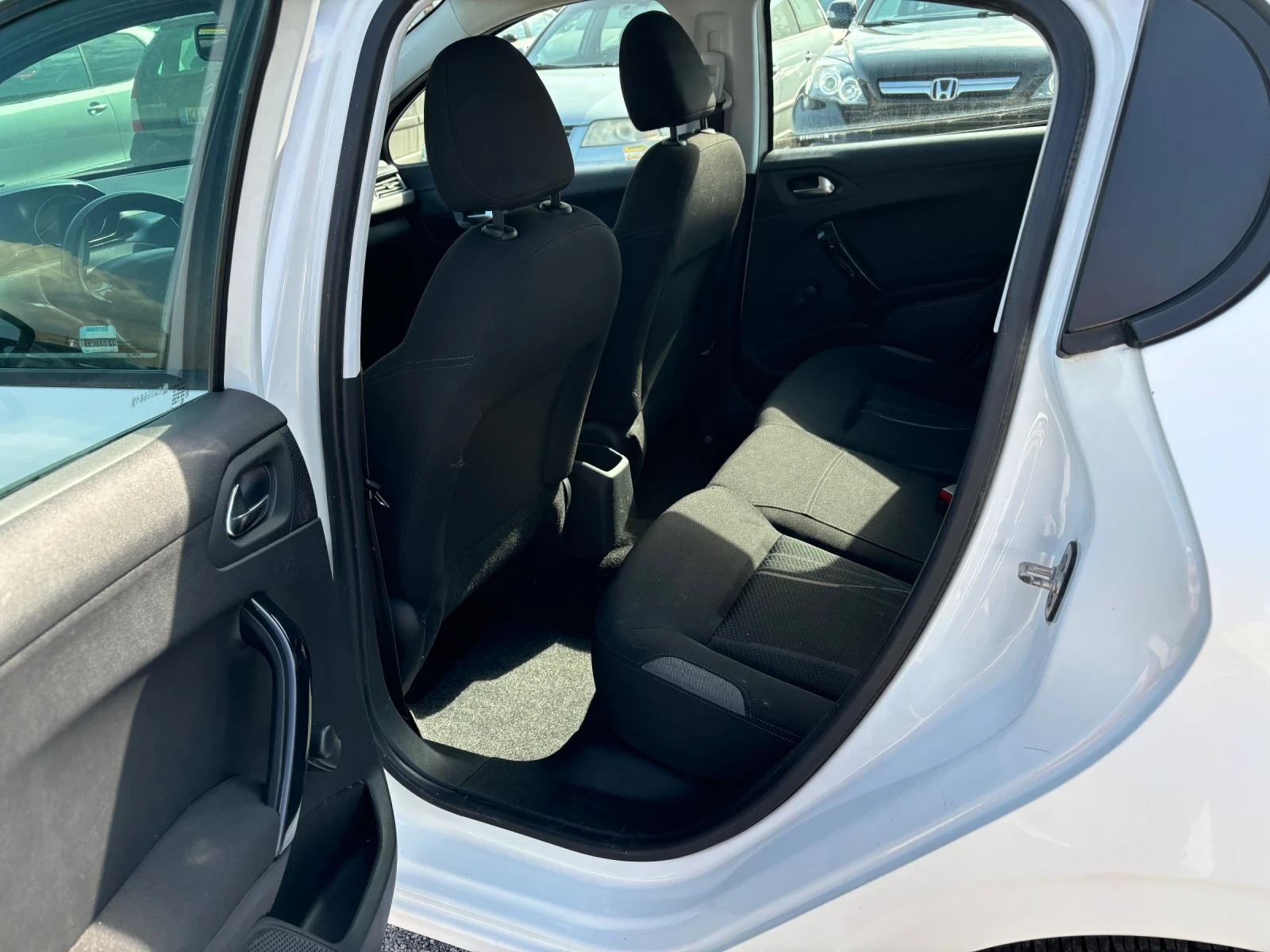 Peugeot 208 1.4 VTi Метан | Mobile.bg — изображение 12