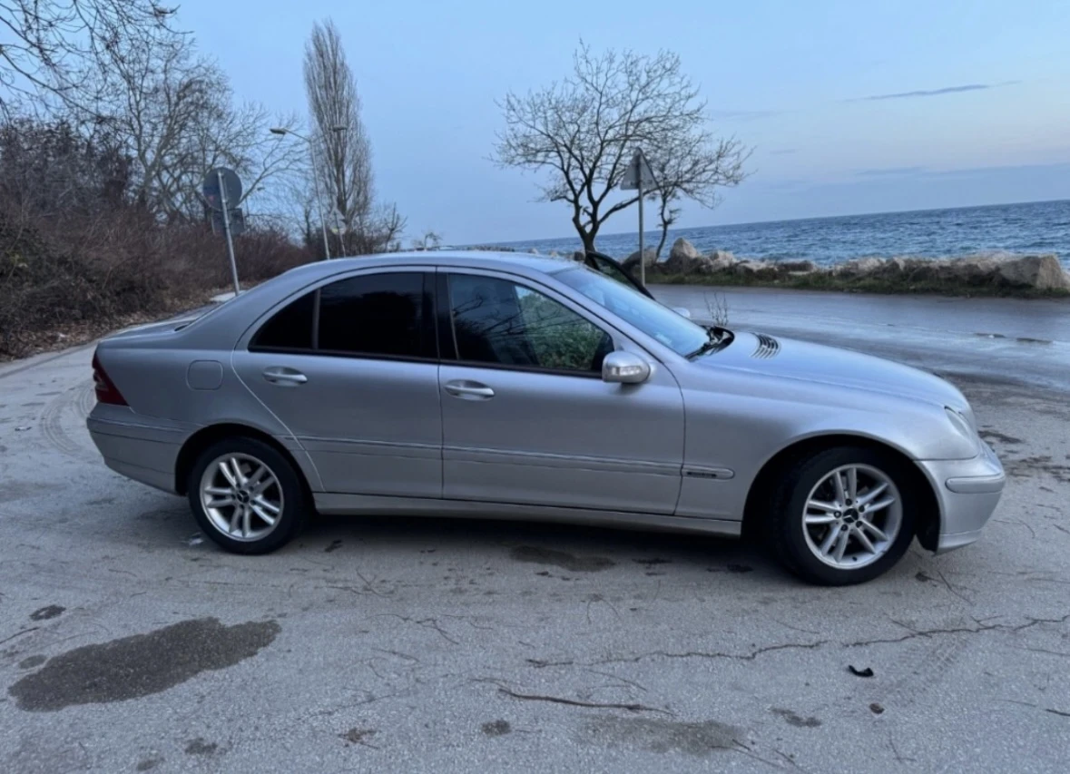Mercedes-Benz C 270 Avangard - изображение 3