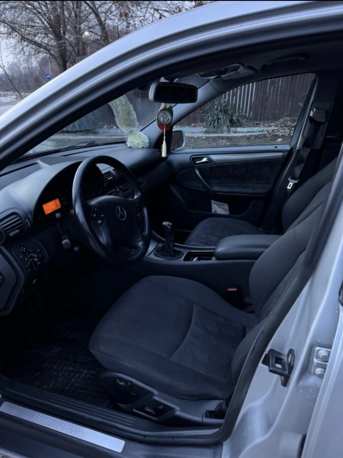 Mercedes-Benz C 270 Avangard - изображение 8